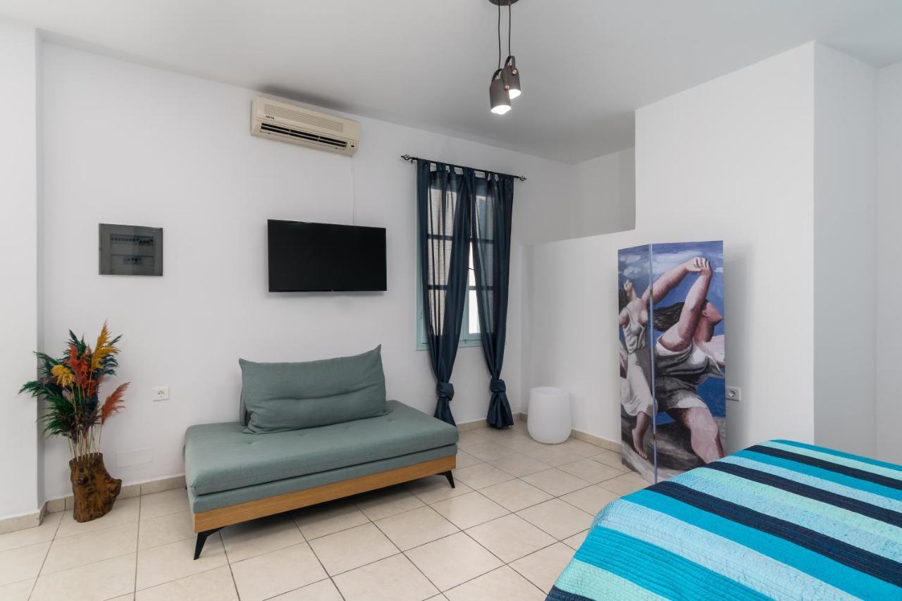 Stefania'S Cycladic Apartments I Adamantas  Exterior photo